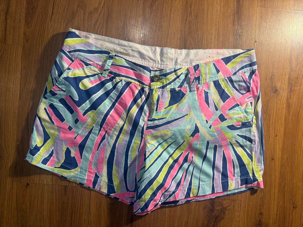 Lilly Pulitzer Callahan Shorts Size 14 Palm Reader Tropical Monstera Leaf